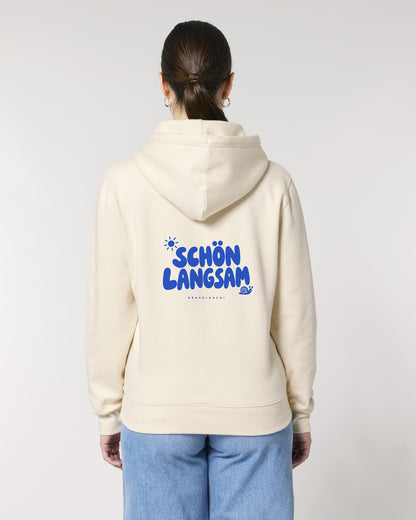 Schön langsam Hoodie mit Rückendruck, von hinten getragen