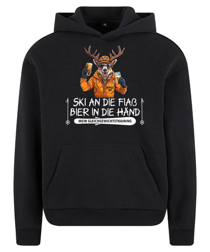 Apres Ski Gleichgewicht Hoodie in Black – Vorderansicht mit dem Motiv Apres Ski Gleichgewicht.
