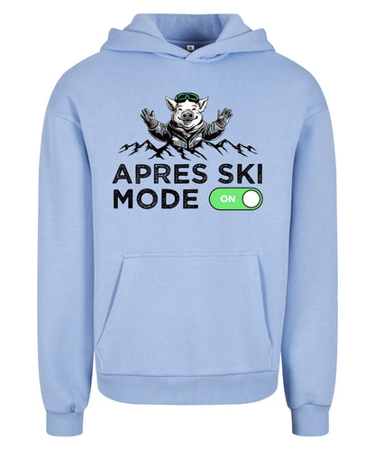 Après Ski Mode Hoodie in Powder Blue – Vorderansicht mit dem Motiv Après Ski Mode.