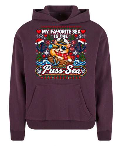 Pussy-Sea Hoodie in Plum Purple – Vorderansicht mit großem Weihnachtsmotiv