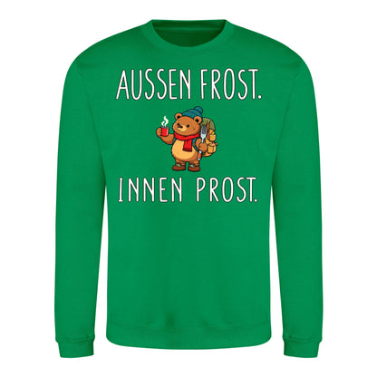 Außen Frost. Innen Prost. Sweater in Kelly Green – Vorderansicht mit Kaiserbär-Weihnachtsmotiv