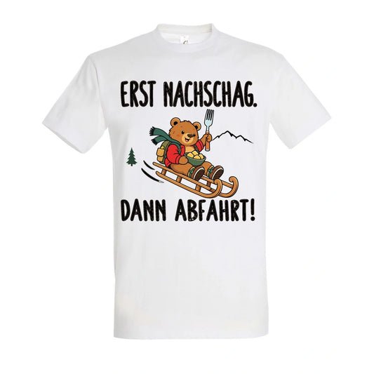 Erst Nachschlag T-Shirt Unisex in White – Vorderansicht mit mittlerer Brustplatzierung des Kaiserbär-Motivs