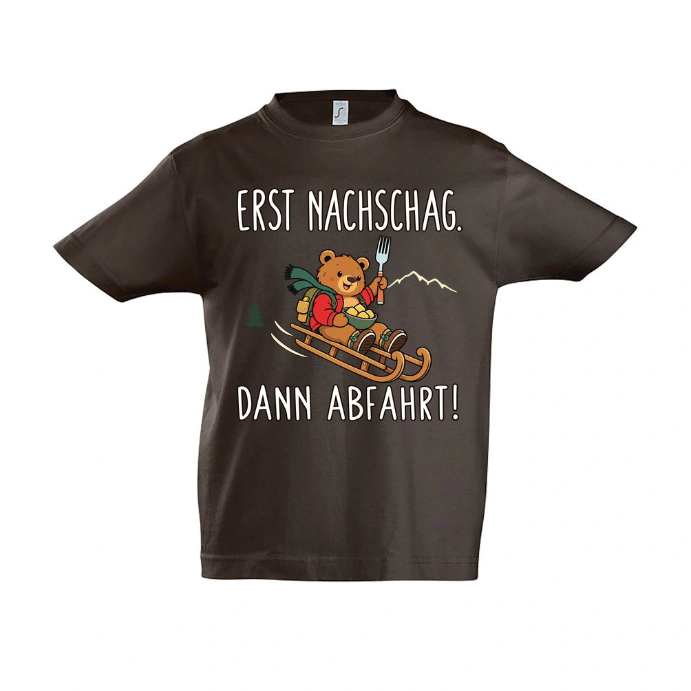 Erst Nachschlag Kinder T-Shirt in Chocolate – Vorderansicht, Motiv mittig zwischen den Ärmelansätzen