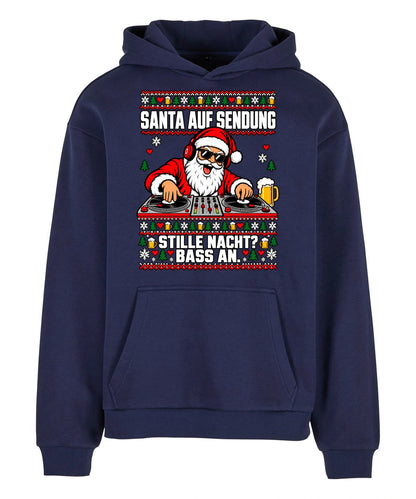 Santa auf Sendung – Christmas Hoodie Unisex in Navy – Vorderansicht, großer Frontdruck