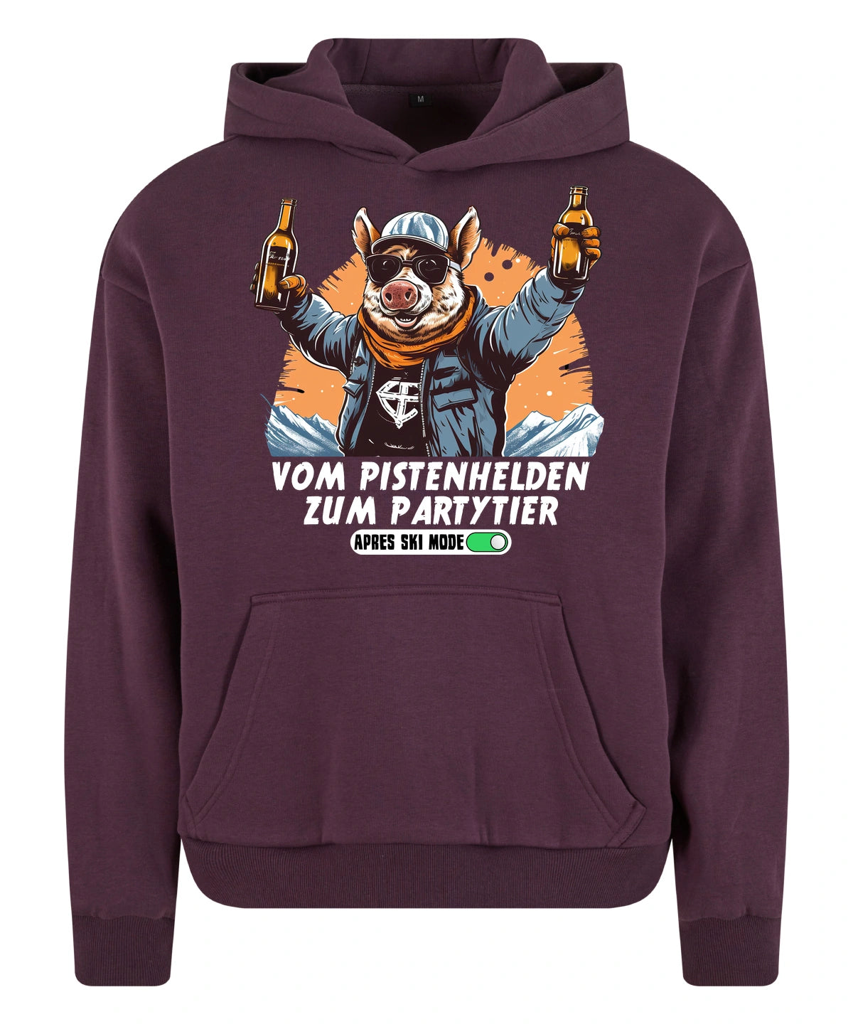 Pistenheld Hoodie in Plum Purple – Vorderansicht mit dem Motiv Pistenheld.