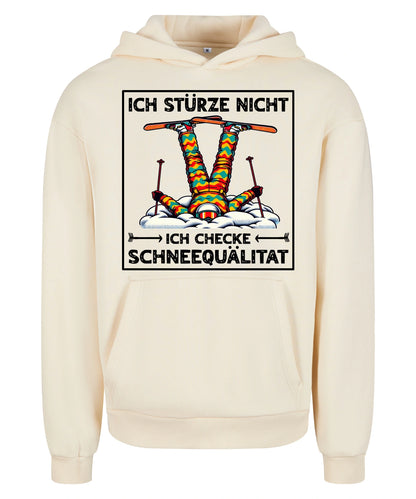 Schneequalität Hoodie in White Sand – Vorderansicht mit dem Motiv Schneequalität.