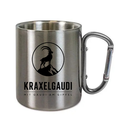 Karabinertasse mit Kraxelgaudi Logo aus Edelstahl mit Karabinergriff vor weißem Hintergrund