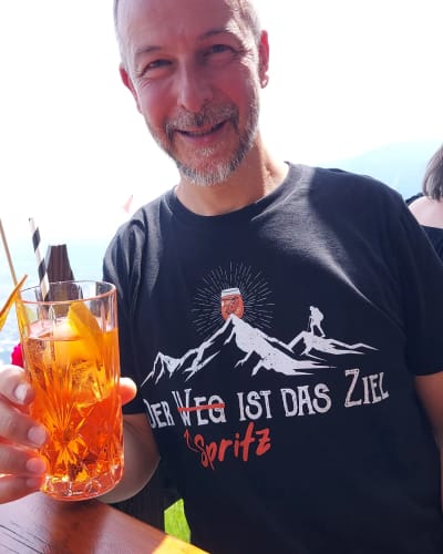 Kunde im Zielspritz-Shirt